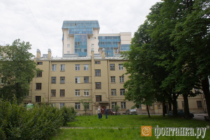 Вид из двора на Трефолева, 1